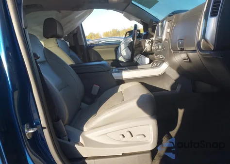 2018 Chevrolet Silverado 1500 2Lz from USA, damaged, VIN 3GCUKSEC8JG374119